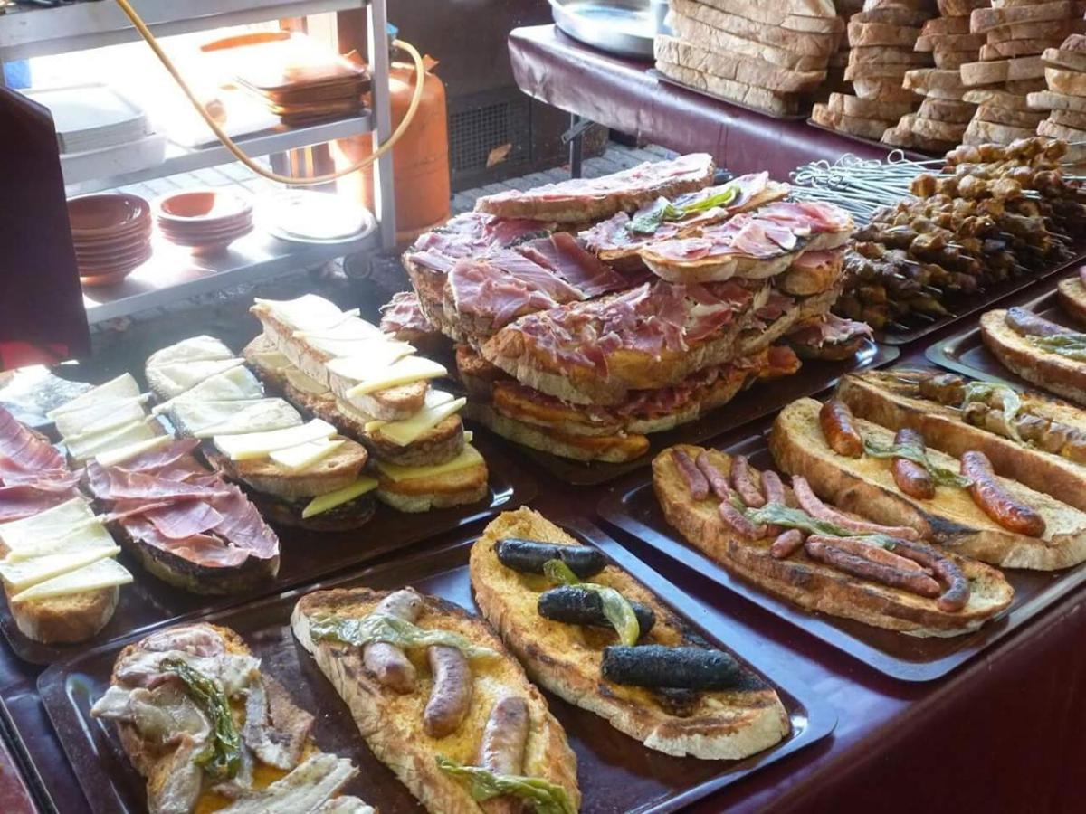 Posada De Los Consules 콘수에그라 외부 사진